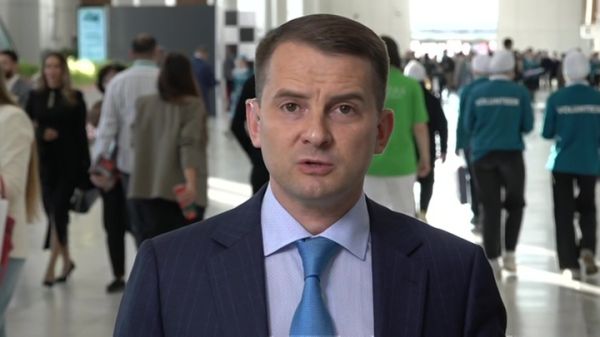 Платное образование для детей мигрантов предложил депутат Нилов