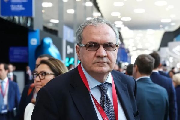 Образование мигрантов в России и предложение о депортации семей