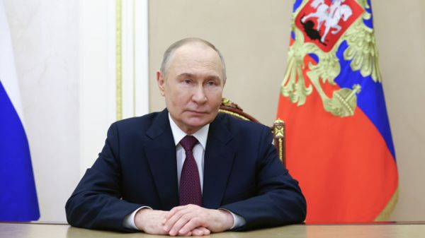 Путин анонсировал план увеличения русскоязычных школ в Киргизии