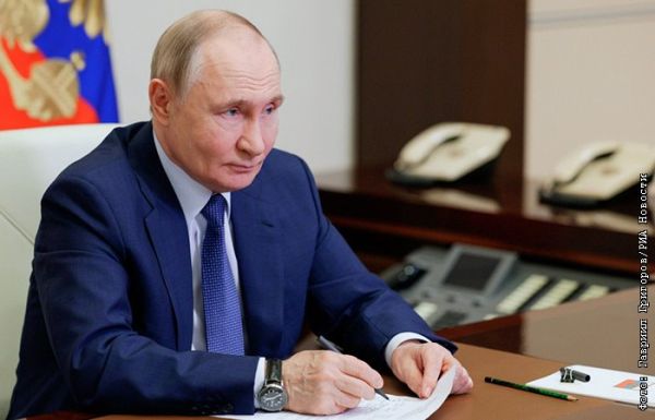Путин анонсировал разговор с Трампом о российской косметике