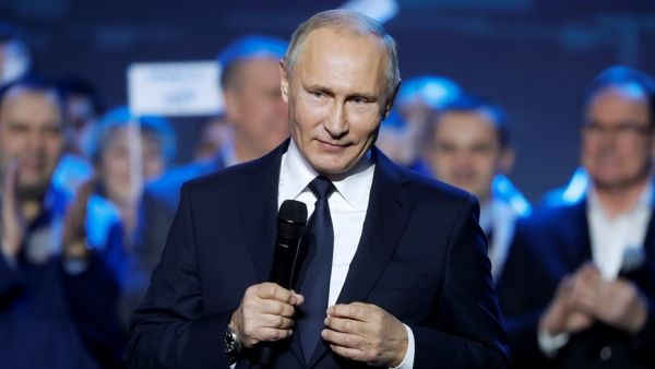 Частые визиты Владимира Путина в Санкт-Петербург и за границу
