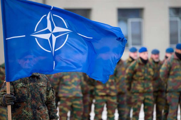 Нарастающее напряжение между НАТО и Россией