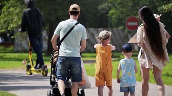 Крепкие семьи в России как стратегический приоритет