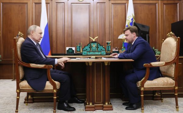 Путин встретился с руководством РусГидро для обсуждения ключевых направлений работы и инвестиций