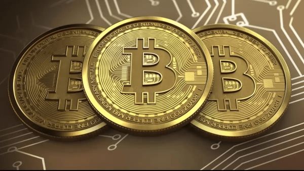 Биткоин устанавливает новый рекорд с ростом до 113731 долларов