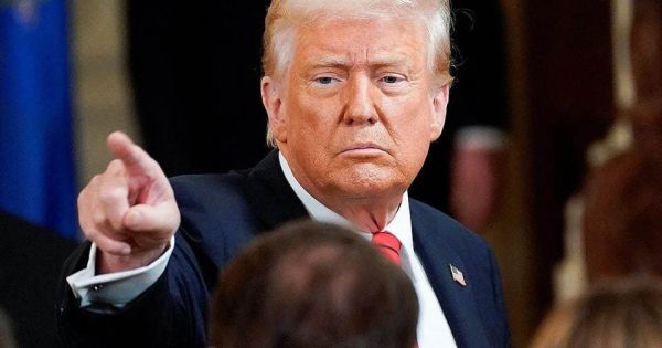Изменения в позиции Трампа по украинскому конфликту и их последствия