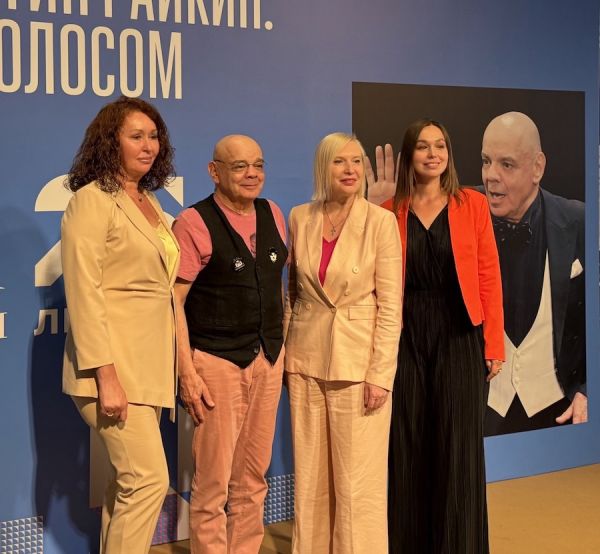 Поэтический моноспектакль Константина Райкина в Красноярске
