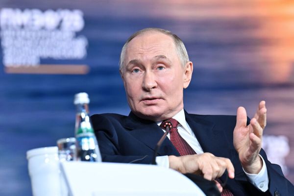 Приоритет семейной демографической политики в России