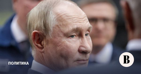 Путин требует отчет о реконструкции аэропорта Магнитогорска