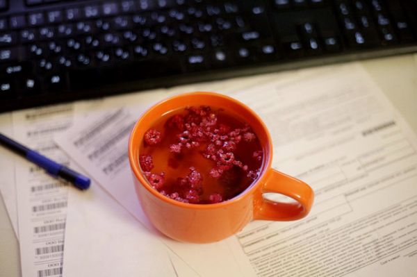Рецепт малинового уксуса для салатов
