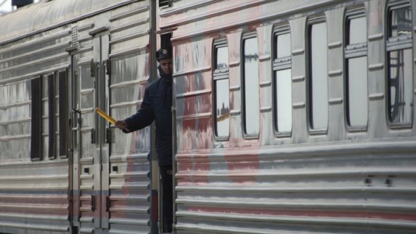 Задержка 132 поездов на станции Лихая из-за инцидента