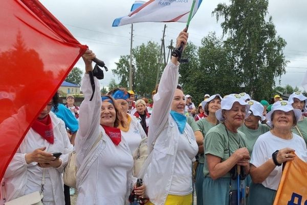 Праздник здоровья в Молчаново объединил пожилых участников из разных регионов