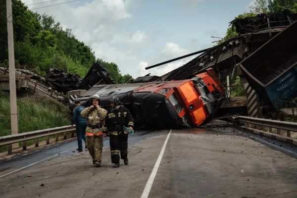 Восстановление движения после обрушения моста займет четыре дня