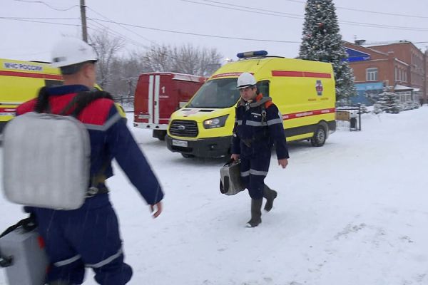 Взрыв на шахте Листвяжная в Кузбассе: 11 погибших и десятки травмированных