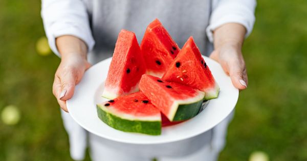 Как выбрать спелый арбуз с помощью приложения Watermelon Prober