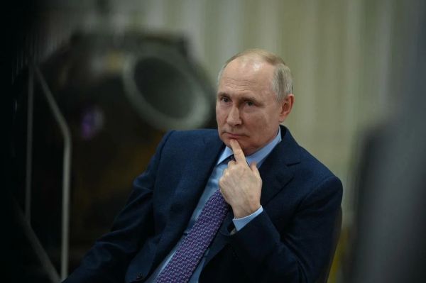 Путин и Лукашенко обсуждают переговоры с Украиной на Валааме