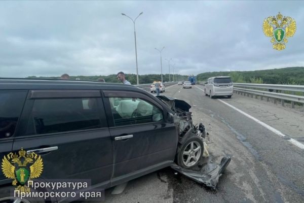 Дорожная авария в Приморском крае с участием семьи