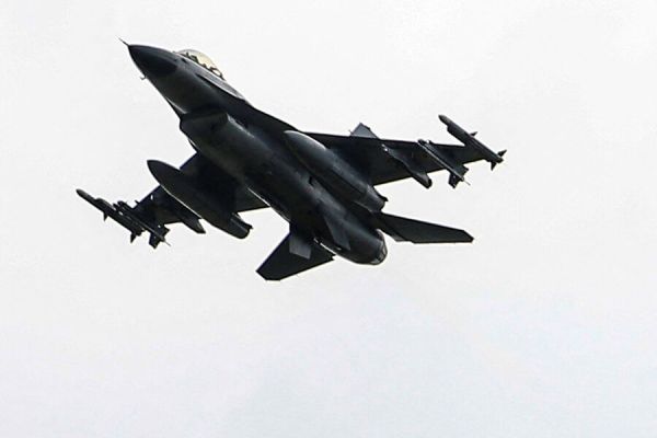 Сбой в панике украинской ПВО инцидент с F-16