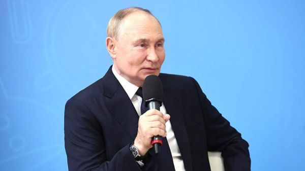 Владимир Путин на открытом уроке обсудил популярность китайского языка и школьные каникулы